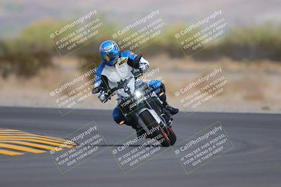 media/Sep-11-2022-SoCal Trackdays (Sun) [[81b7e951af]]/Turn 5 (1110am)/